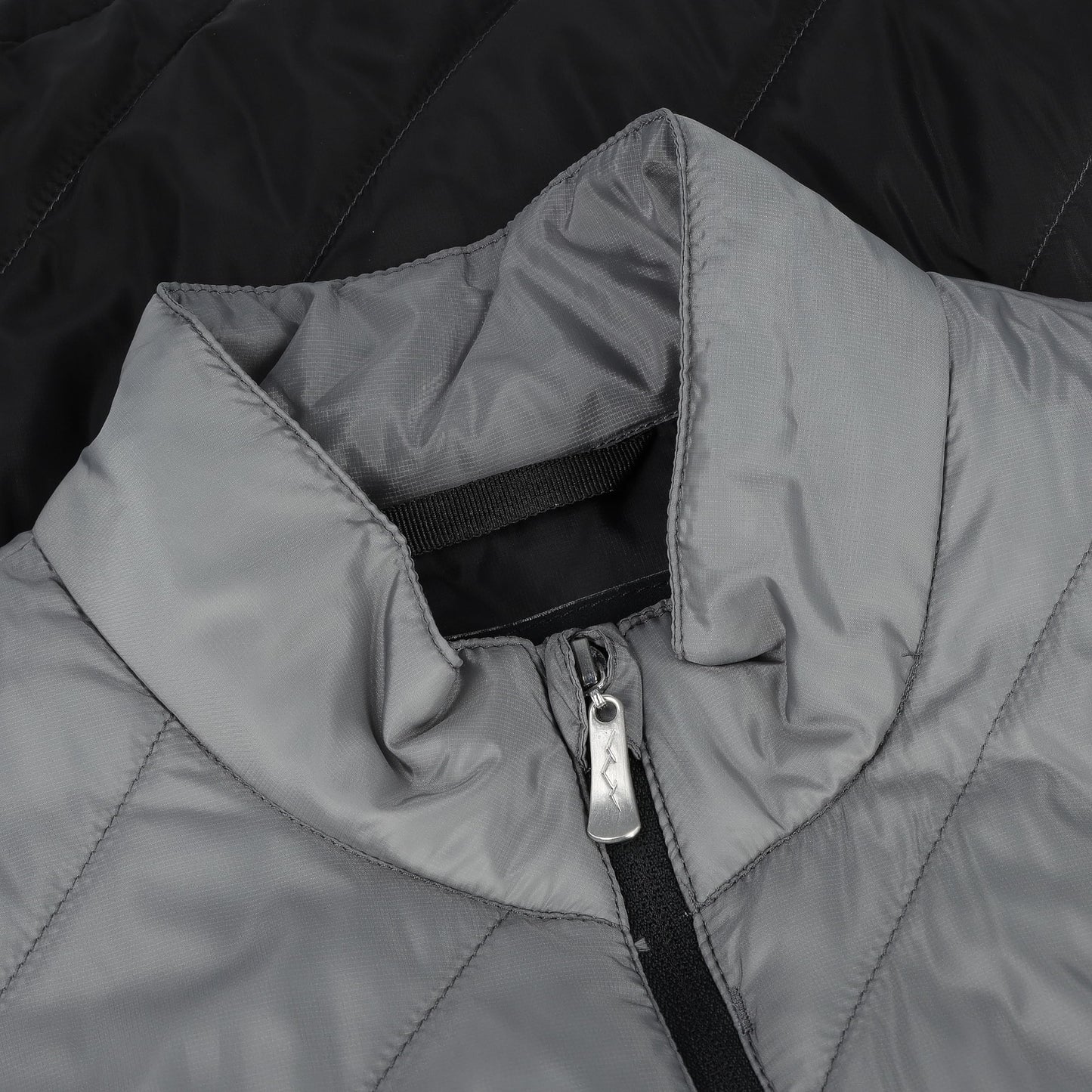Product image of a Sun Mountain golf jacket