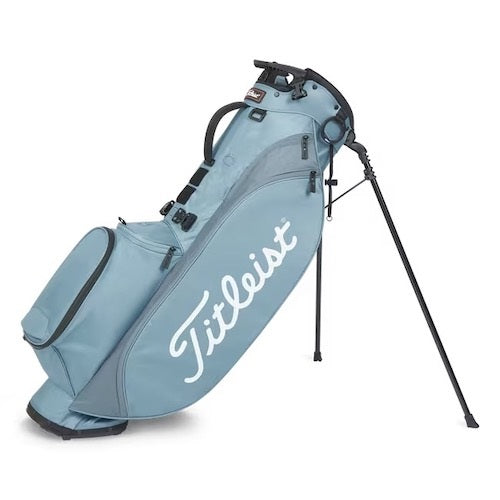 Light blue golf bag with 'Titleist' logo on a white background