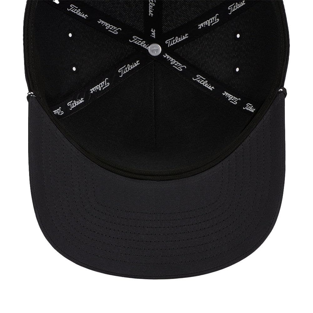 Product image of Titleist golf hat