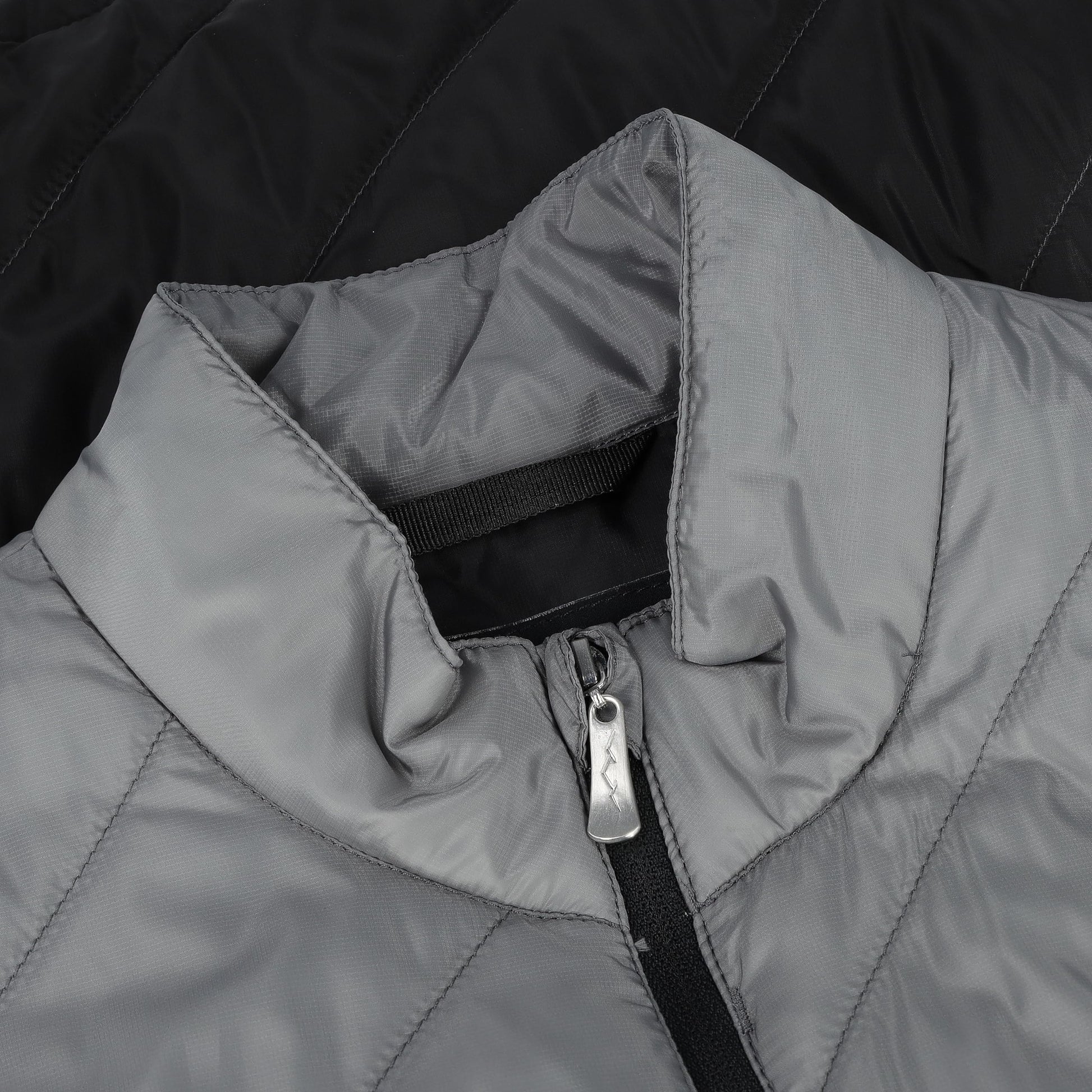 Product image of a Sun Mountain golf jacket
