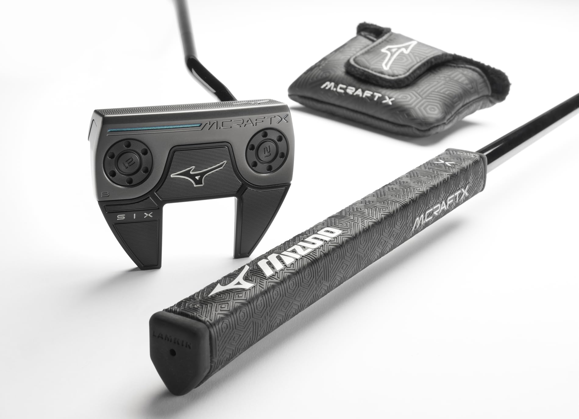 Golf putter with Mizuno logo on a white background